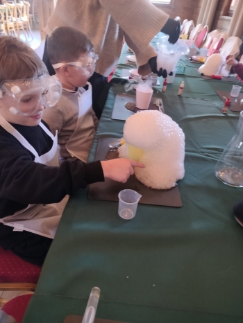 WhatsApp Image 2025-11-19 at 15.32.07 (3).jpeg