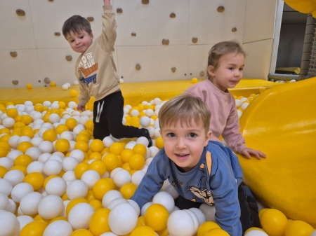 Wycieczka Iskierek i Słoneczek do Bawialni Pod Chmurką w Limanowej  