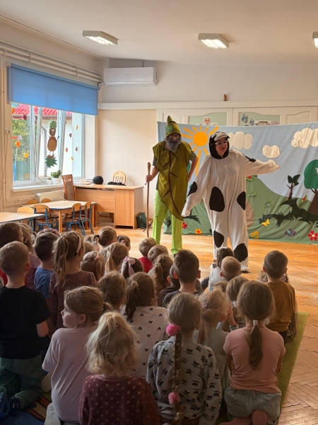 ,,Przyjaciele z Zielonej Doliny'' - spotkanie z teatrem.